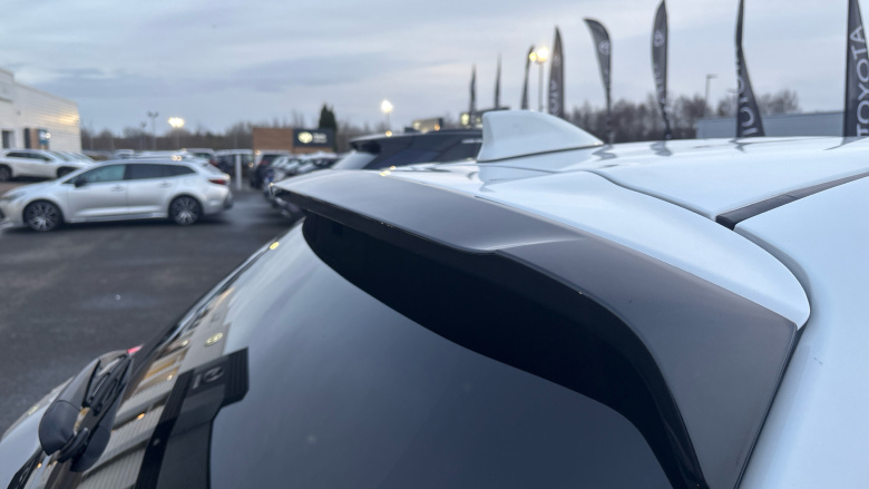 Toyota Yaris 1.5 Hybrid Design 5dr CVT Hybrid Hatchback